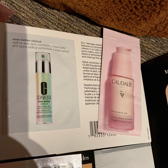 Foundation and skincare sample bundle Tom Ford guerlain Lancome Giorgio Armani - Picture 6 of 6